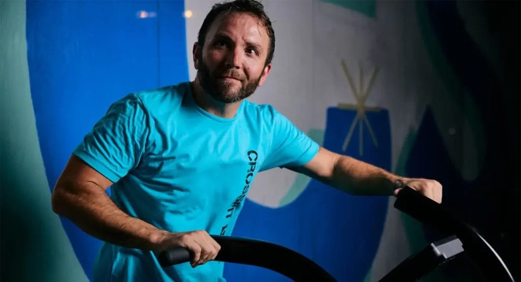 Man doing cardio at CrossFit CSG